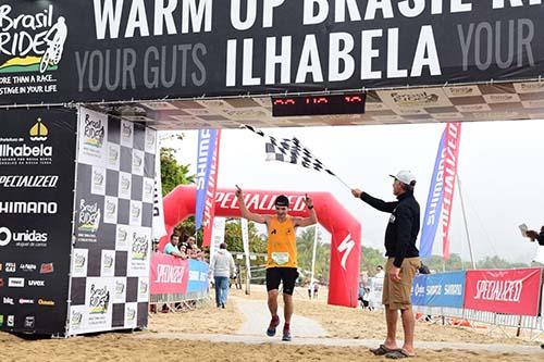 Nilson Rossiter vence nos 21 km  / Foto: Fernanda Balster / Fotop